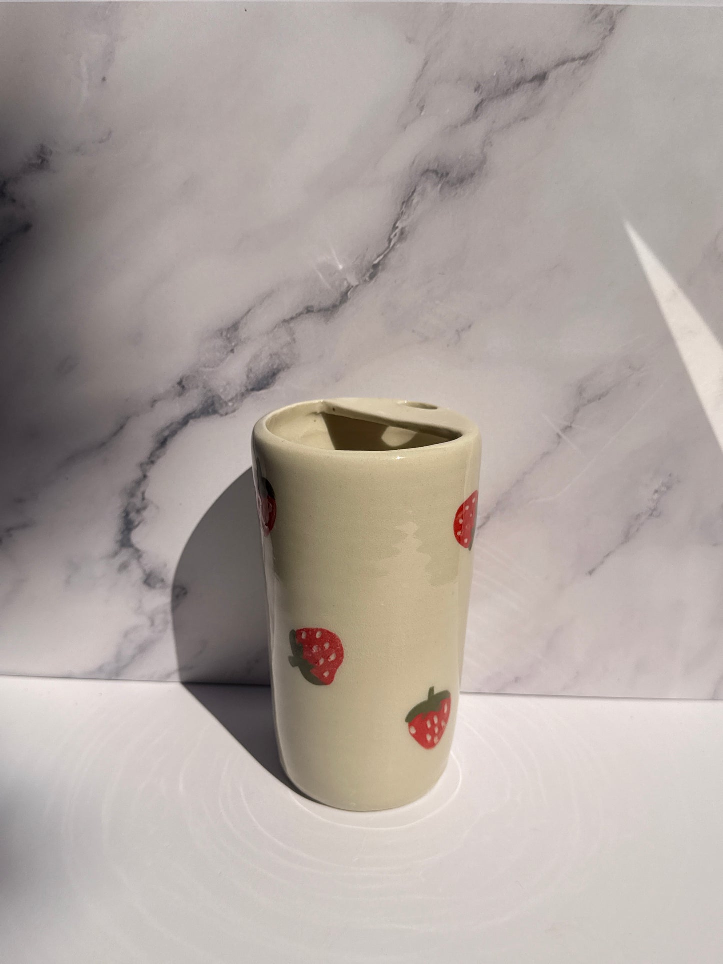 Strawberry Travel Mug (20-22 oz)