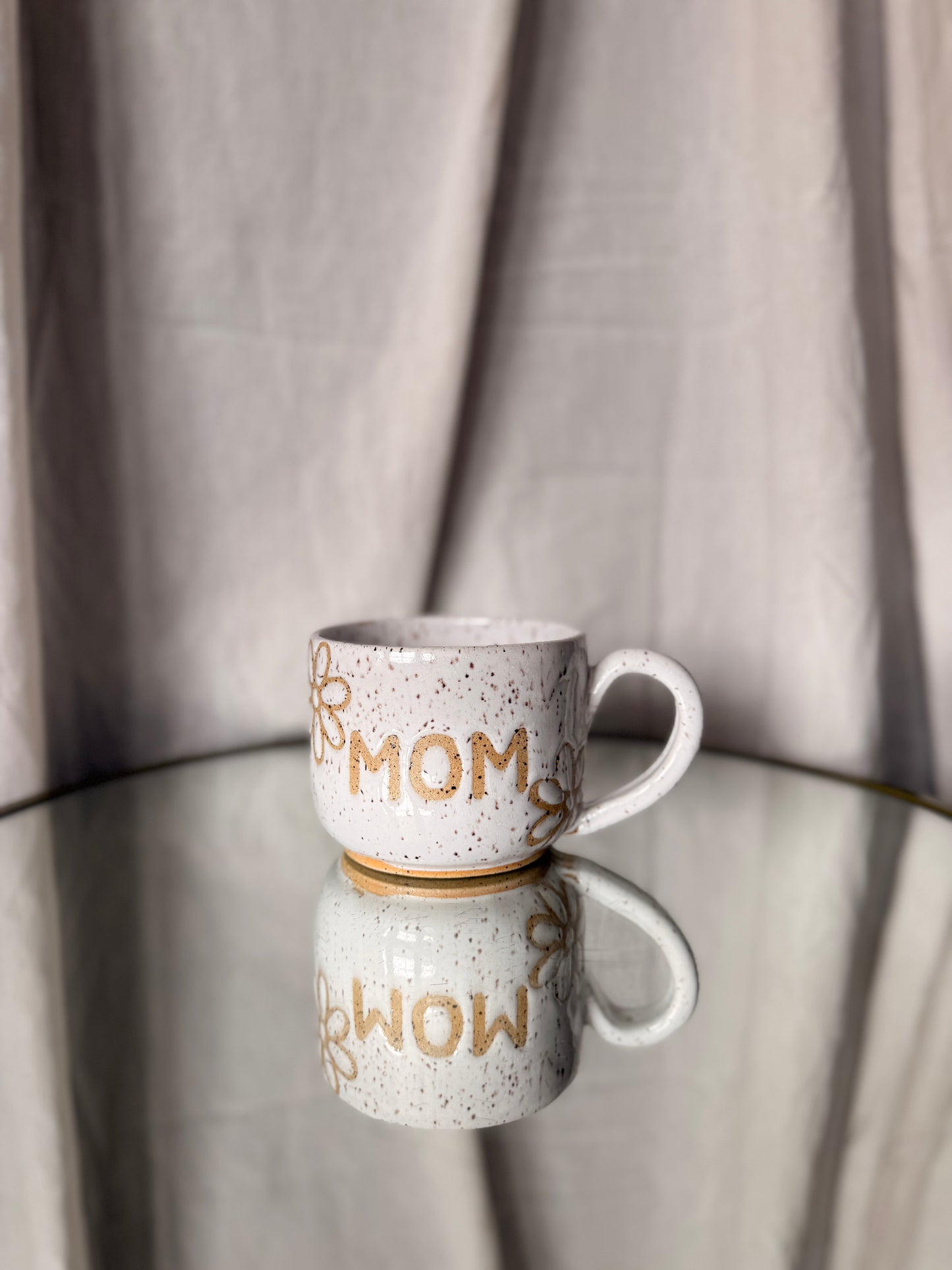 Golden Daisy Mom Mug