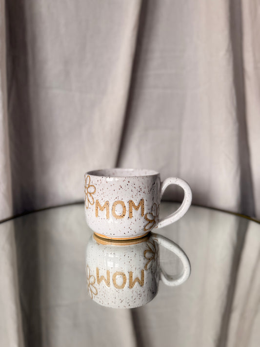 Golden Daisy Mom Mug