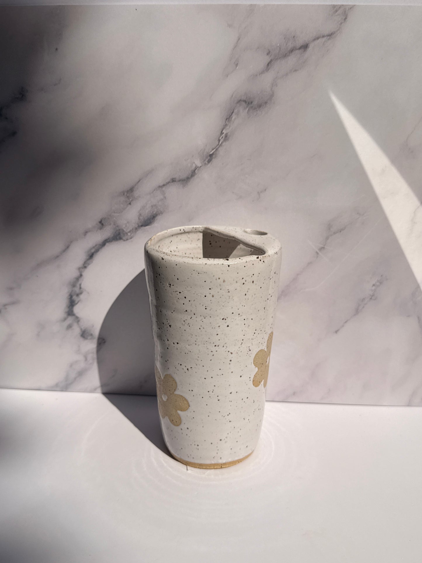 Daisy Travel Mug (20-22 oz)